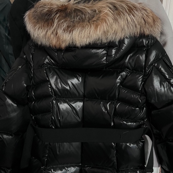 SAM belted down jacket with fur - Picture 2 of 2